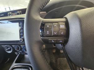 Toyota Hilux 2.8GD-6 Xtra cab Legend manual - Image 9