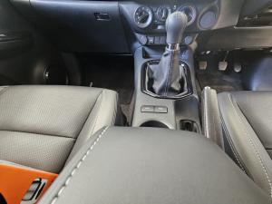 Toyota Hilux 2.8GD-6 Xtra cab Legend manual - Image 13