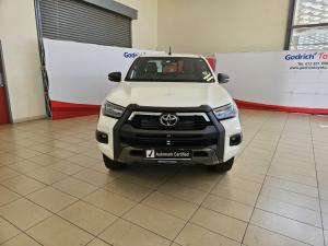Toyota Hilux 2.8GD-6 Xtra cab Legend manual - Image 4