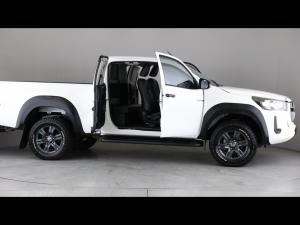 Toyota Hilux 2.4GD-6 Xtra cab Raider auto - Image 15