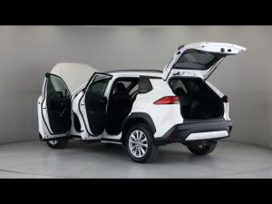 Toyota Corolla Cross 1.8 Hybrid XS - Image 10