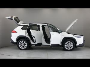 Toyota Corolla Cross 1.8 Hybrid XS - Image 15