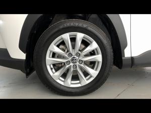 Toyota Corolla Cross 1.8 Hybrid XS - Image 19