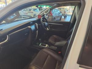 Toyota Fortuner 2.4GD-6 Raised Body automatic - Image 7