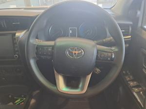 Toyota Fortuner 2.4GD-6 4X4 automatic - Image 8