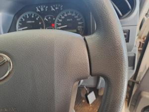 Toyota Land Cruiser 79 4.0PS/C - Image 10