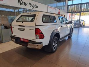 Toyota Hilux 2.4 GD-6 Raider X 4X4 automaticD/C - Image 2