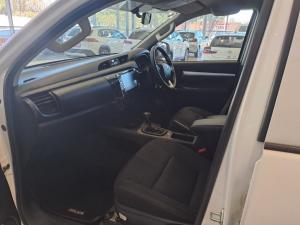 Toyota Hilux 2.4 GD-6 Raider X 4X4 automaticD/C - Image 7