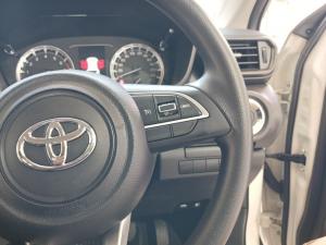 Toyota Urban Cruiser 1.5 XR automatic - Image 10
