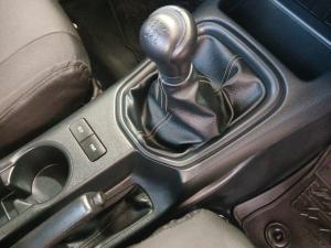 Toyota Hilux 2.4 GD-6 RB SRS/C - Image 11