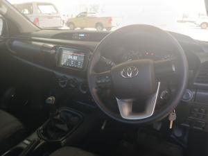 Toyota Hilux 2.4 GD-6 RB SRS/C - Image 16