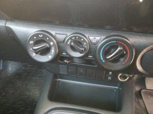 Toyota Hilux 2.4 GD-6 RB SRS/C - Image 17