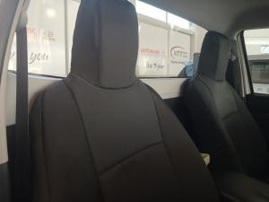 Toyota Hilux 2.4 GD-6 RB SRS/C - Image 18