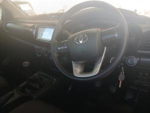 Toyota Hilux 2.4 GD-6 RB SRS/C - Image 6