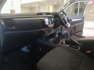 Toyota Hilux 2.4 GD-6 RB SRS/C - Image 7