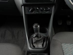 Volkswagen Polo Vivo 1.4 Life - Image 18