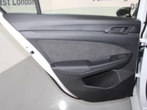 Volkswagen Golf 1.4 TSI Life + Tiptronic - Image 13