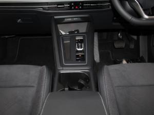 Volkswagen Golf 1.4 TSI Life + Tiptronic - Image 14