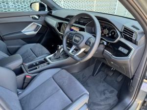 Audi Q3 35 Tfsi Stronic Black Edition - Image 13