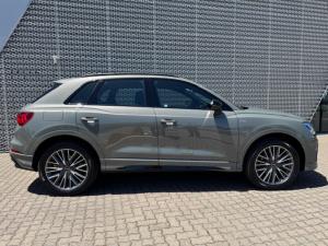 Audi Q3 35 Tfsi Stronic Black Edition - Image 22