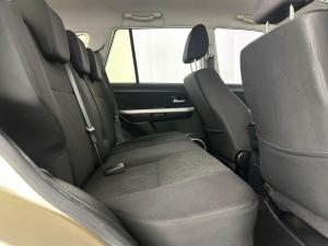 Suzuki Grand Vitara 2.4 - Image 6