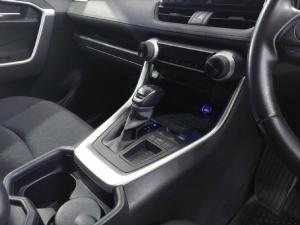 Toyota RAV4 2.0 GX auto - Image 12