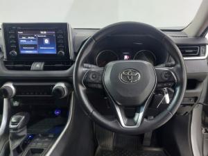 Toyota RAV4 2.0 GX auto - Image 13