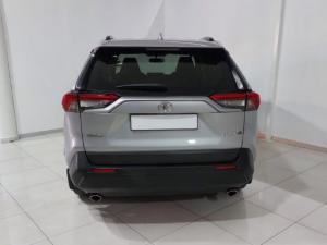 Toyota RAV4 2.0 GX auto - Image 4