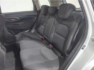 Toyota Urban Cruiser 1.5 XR auto - Image 8