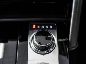 Land Rover Discovery HSE Si6 - Image 10