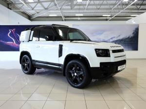Land Rover Defender 90 D300 X-Dynamic SE - Image 1