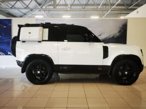 Land Rover Defender 90 D300 X-Dynamic SE - Image 6
