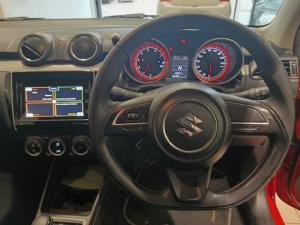 Suzuki Swift 1.2 GLX auto - Image 14