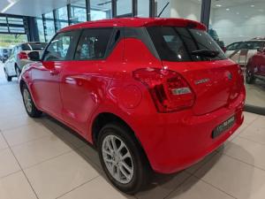 Suzuki Swift 1.2 GLX auto - Image 3