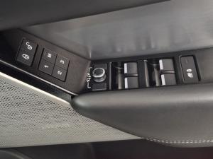 Land Rover Range Rover Velar P380 HSE - Image 15