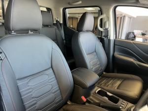 Nissan Navara 2.5DDTi double cab Pro-4X 4x4 - Image 10