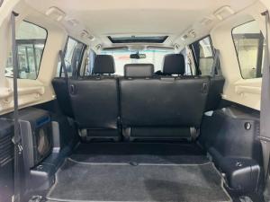 Mitsubishi Pajero 5-door 3.2DI-D GLS - Image 13