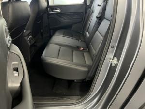GWM P300 2.4T double cab LTD 4x4 - Image 10