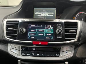 Honda Accord 2.0 Elegance - Image 17