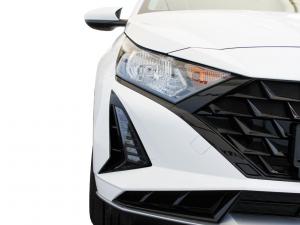Hyundai i20 1.2 Motion - Image 10