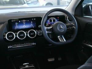 Mercedes-Benz GLA GLA200 Progressive - Image 40