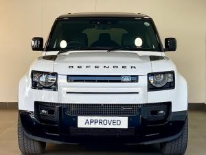 Land Rover Defender 110 D300 X-Dynamic HSE - Image 2