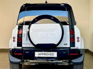 Land Rover Defender 110 D300 X-Dynamic HSE - Image 4