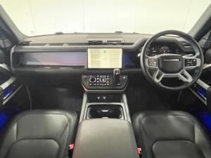 Land Rover Defender 110 D300 X-Dynamic HSE - Image 8