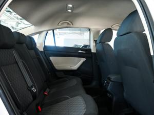 Volkswagen Polo sedan 1.0TSI Life - Image 14