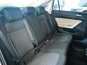 Volkswagen Polo sedan 1.0TSI Life - Image 15