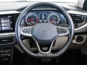 Volkswagen Polo sedan 1.0TSI Life - Image 6