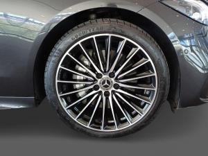Mercedes-Benz C-Class C200 Avantgarde - Image 15