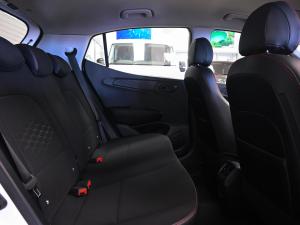 Hyundai Grand i10 1.2 Fluid hatch auto - Image 14