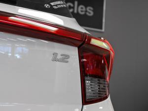 Hyundai Grand i10 1.2 Fluid hatch auto - Image 19